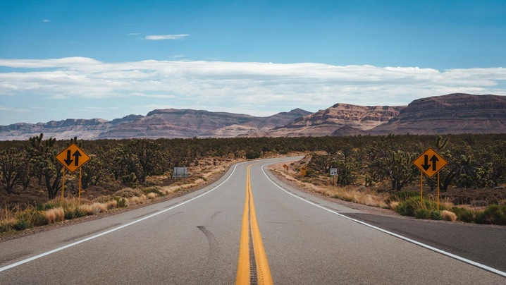 Top 10 Iconic Road Trip Routes That Will Fuel Your Wanderlust